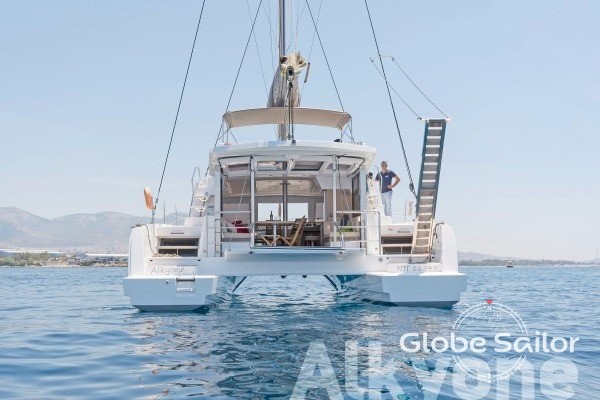 Bali catamarans 4.0 lounge