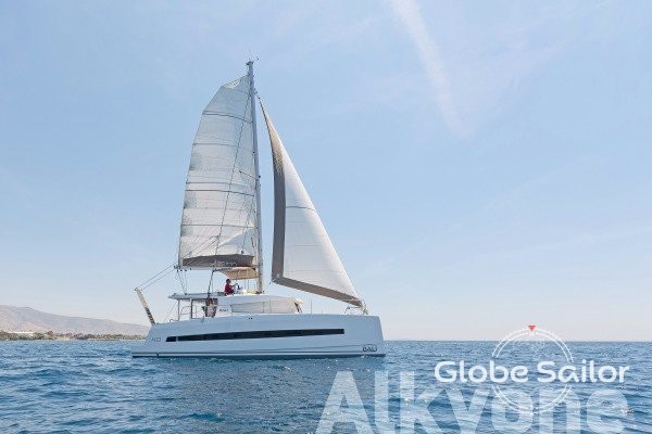 Bali catamarans 4.0 lounge