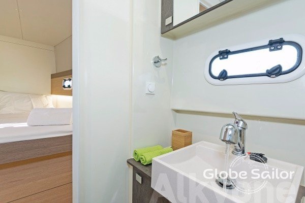 Bali catamarans 4.0 lounge