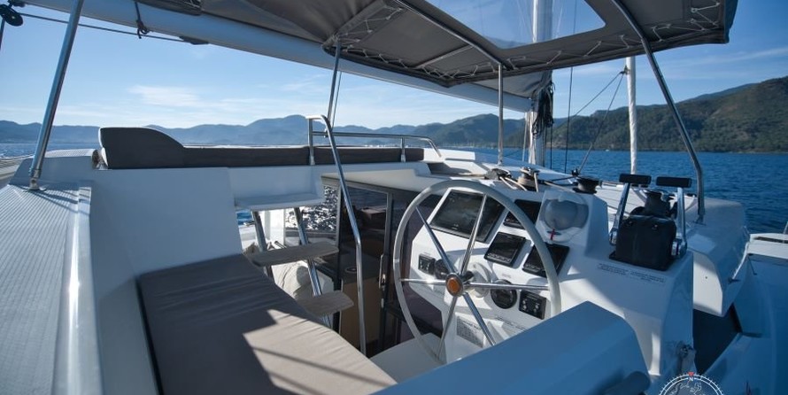 Fountaine Pajot Astréa 42