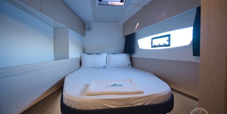 Fountaine Pajot Astréa 42