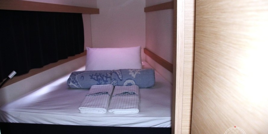 Fountaine Pajot Lucia 40