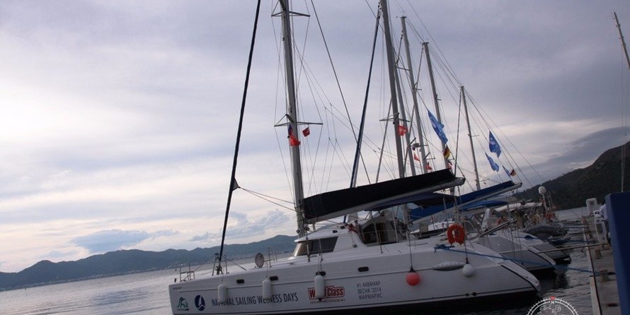 Fountaine pajot belize 43