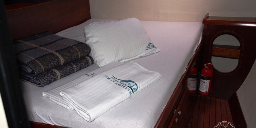 Fountaine pajot belize 43