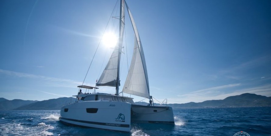 Fountaine Pajot Astréa 42