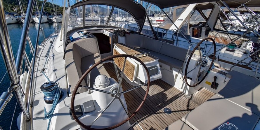 Beneteau Oceanis 40