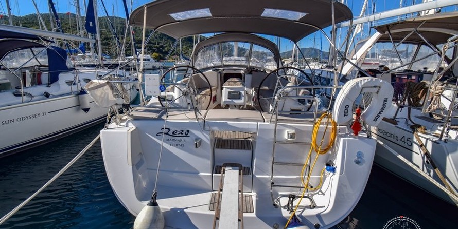 Beneteau Oceanis 40