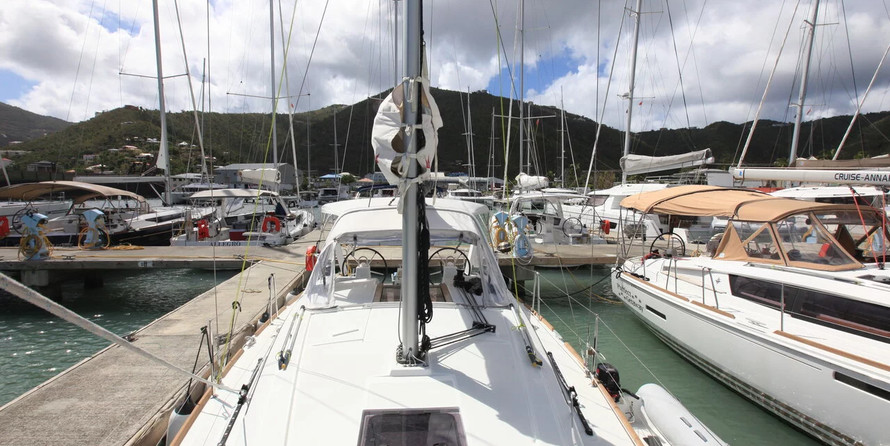 Beneteau Oceanis 35.1