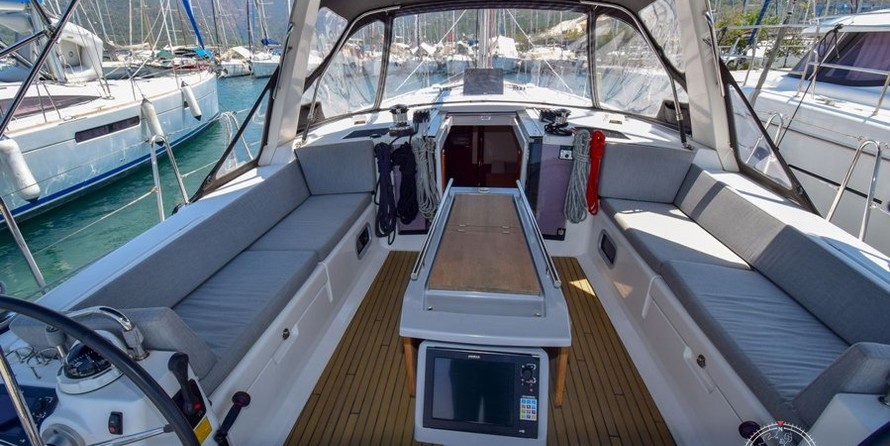 Beneteau Oceanis 45
