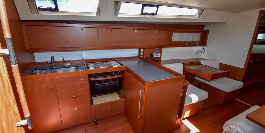 Beneteau Oceanis 45