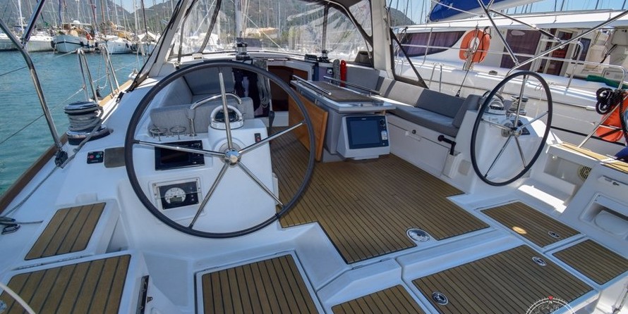 Beneteau Oceanis 45