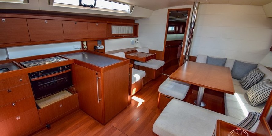 Beneteau Oceanis 45