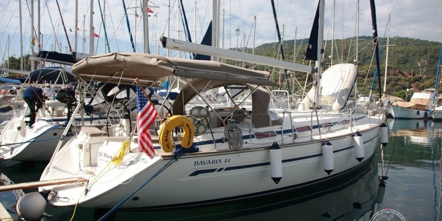 Bavaria 44