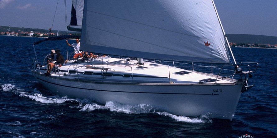 Bavaria 44