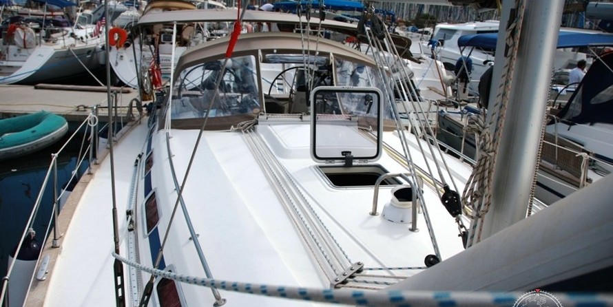 Bavaria 44