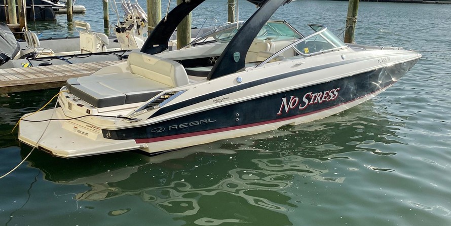 Regal 27 FasDeck