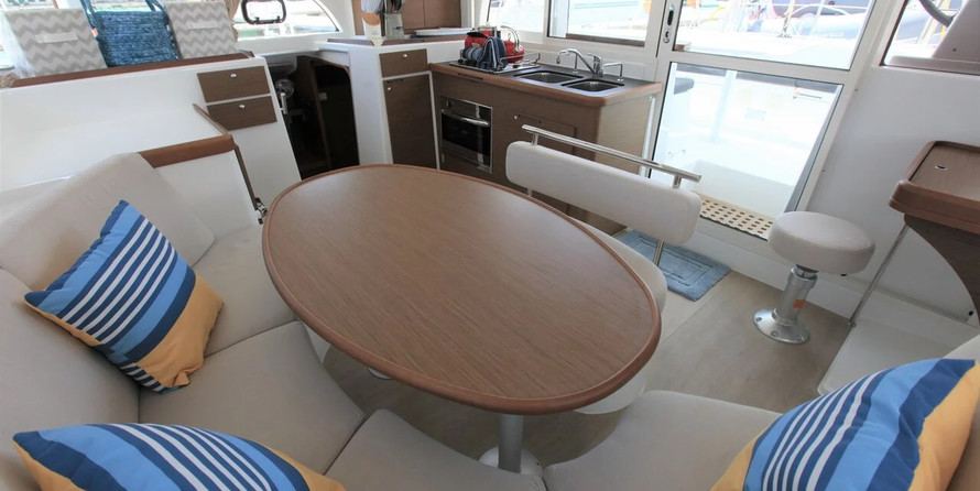 Lagoon 380 - 4 cab.