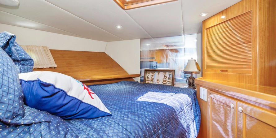 Mckinna 57 pilothouse