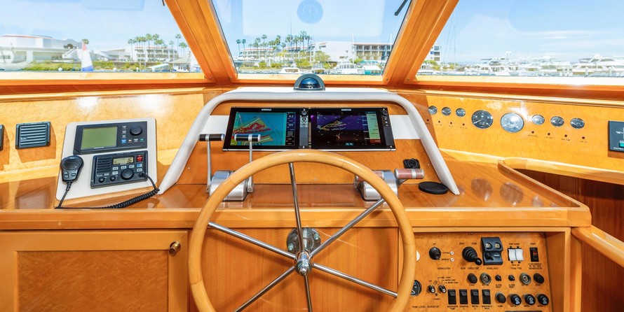 Mckinna 57 pilothouse
