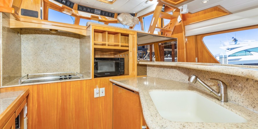 Mckinna 57 pilothouse