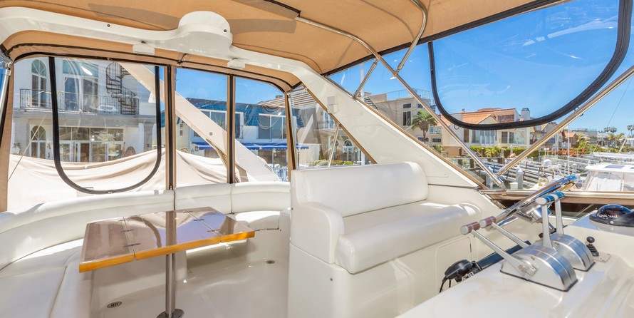 Mckinna 57 pilothouse