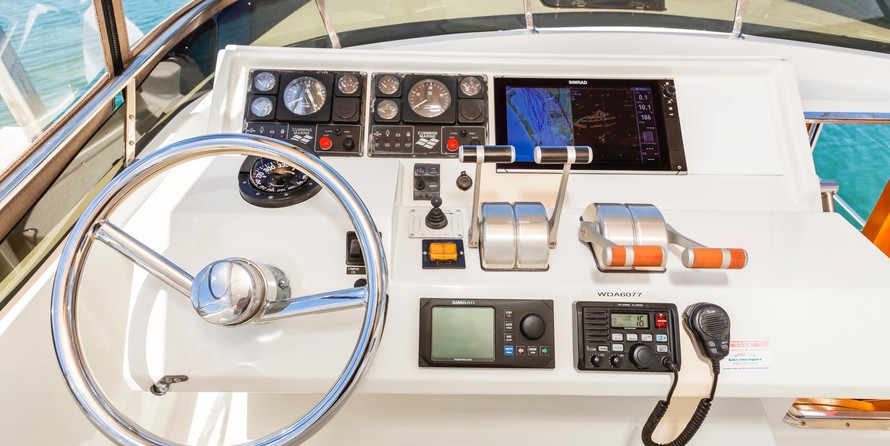 Mckinna 57 pilothouse