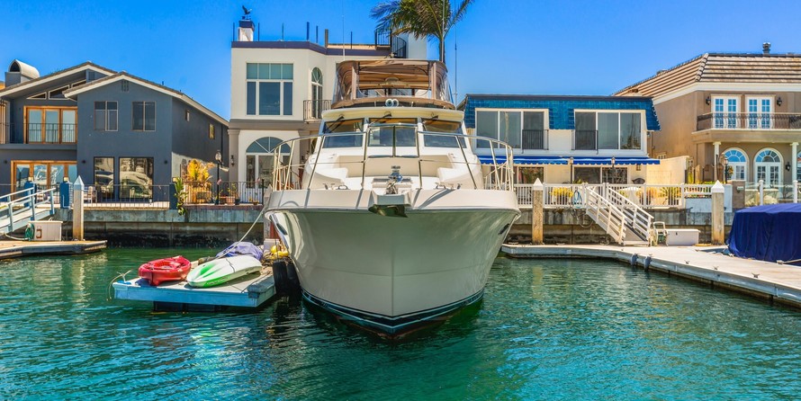 Mckinna 57 pilothouse