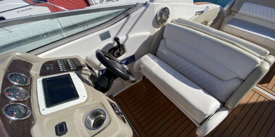 Chaparral 270 Signature