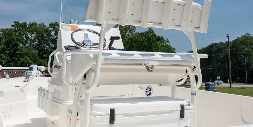 Skeeter sx200 bay boat