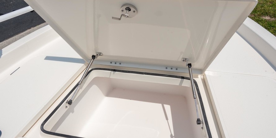 Skeeter sx200 bay boat