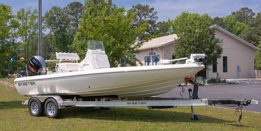 Skeeter sx200 bay boat
