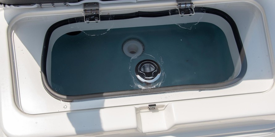 Skeeter sx200 bay boat