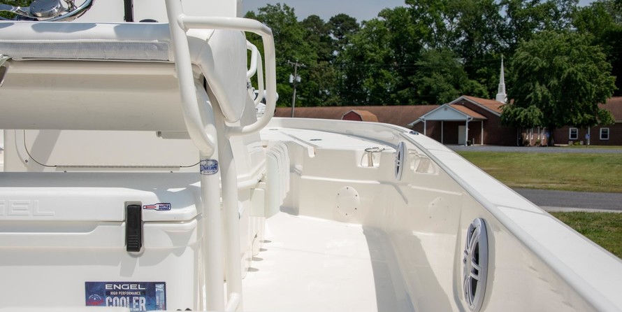 Skeeter sx200 bay boat