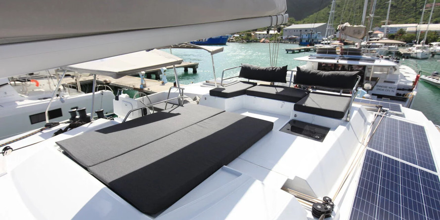 Fountaine Pajot Saona 47