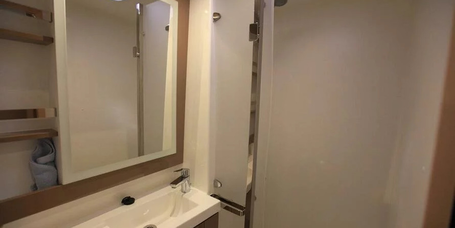 Fountaine Pajot Saona 47