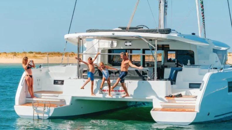 Lagoon 46 - 4 + 2 cab.