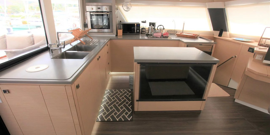 Fountaine Pajot Saba 50