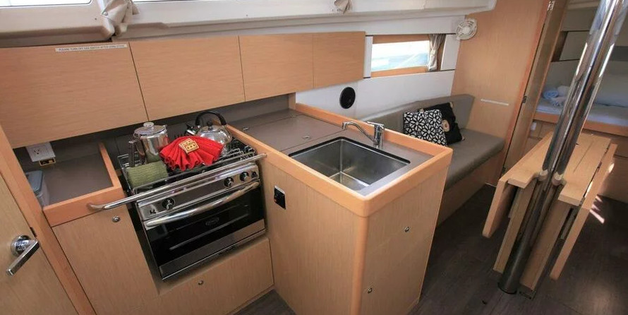 Beneteau Oceanis 35.1