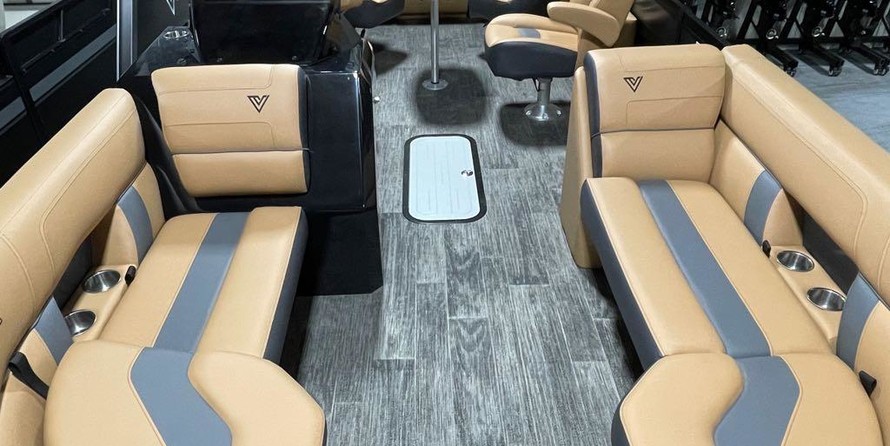 60 x 16 tri-toon passenger vessel