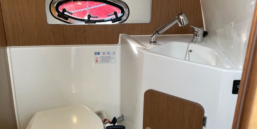 Beneteau Antares 8.80