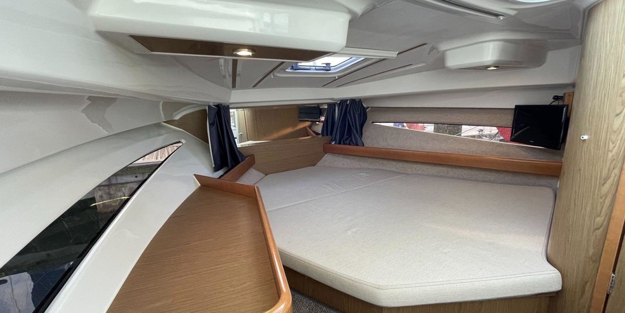 Beneteau Antares 8.80