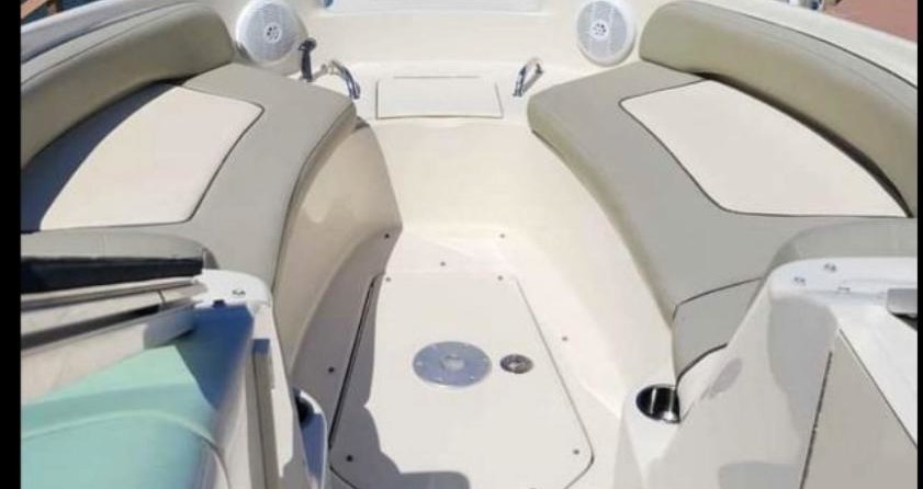 Sea Ray 240 Sundeck