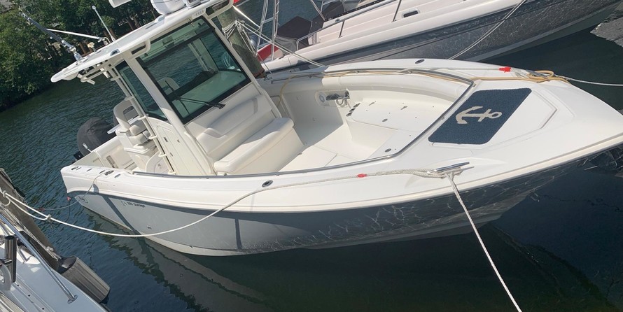 Boston Whaler 320 Outrage