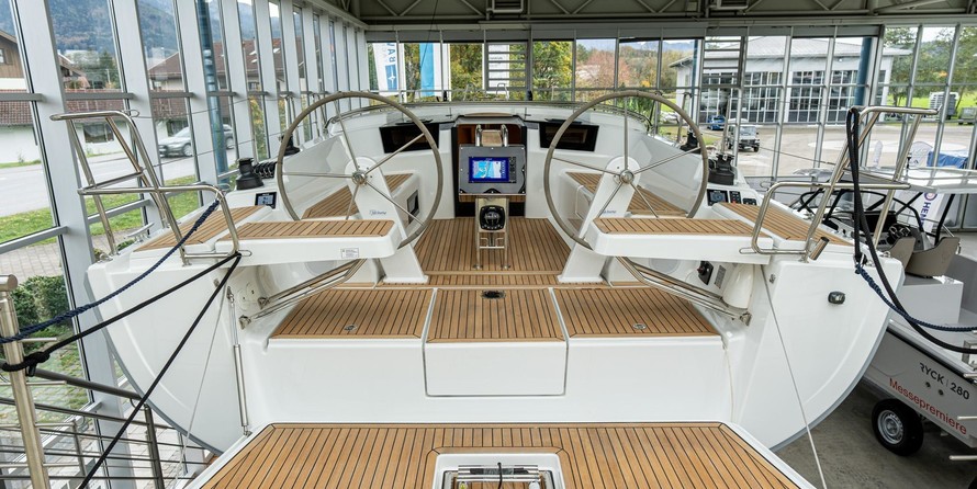Hanse 388
