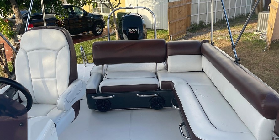 Bayliner Element XR7