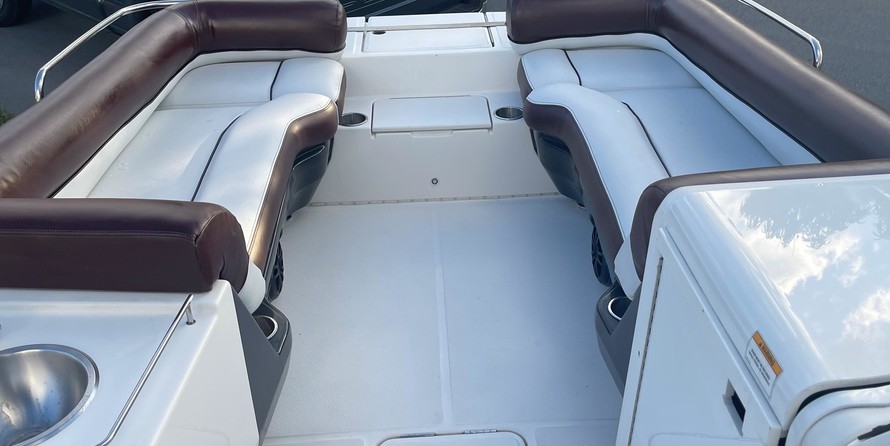 Bayliner Element XR7