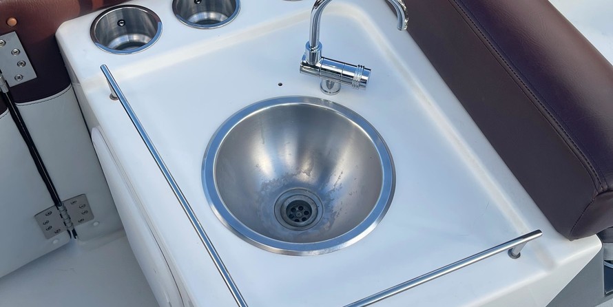 Bayliner Element XR7