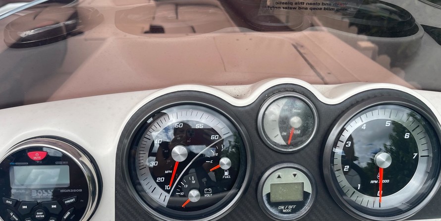 Bayliner Element XR7