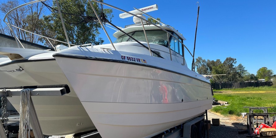 Glacier bay isle runner blue hull 2670