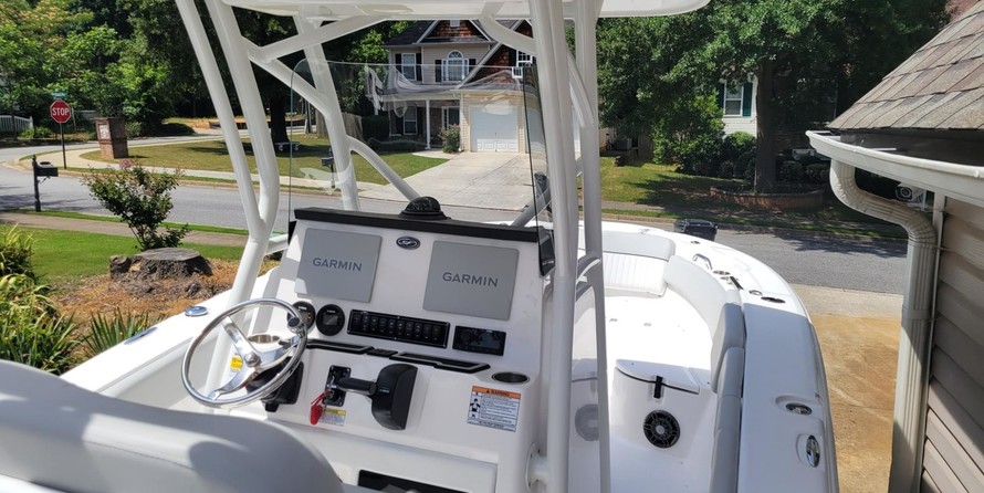 248 Sea Fox Commander